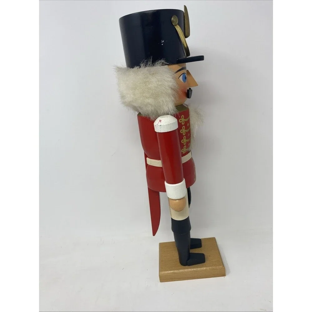Erzgebirgische Volkskunst Christmas Nutcracker made in Germany 13” Tall